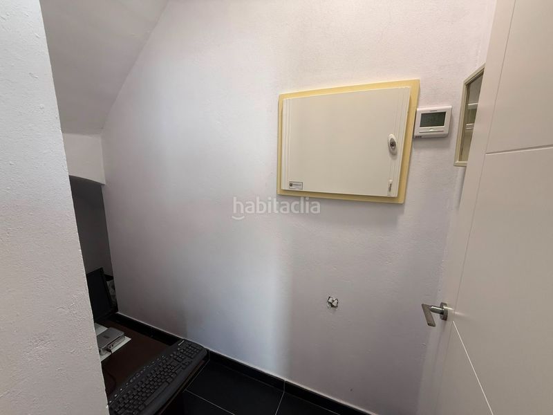 Foto 30361817-cad9-41ad-b636-5a072f526212. Lloguer local comercial a calle isaac peral 1 a El Arenal - La Pólvora Dos Hermanas
