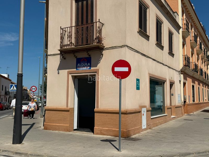 Foto 44973401-2a6e-4077-ac4b-ad4e439600d8. Lloguer local comercial a calle isaac peral 1 a El Arenal - La Pólvora Dos Hermanas