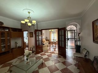 Maison jumelée  Calle cisne. Casa en bda. el rocio en dos hermanas