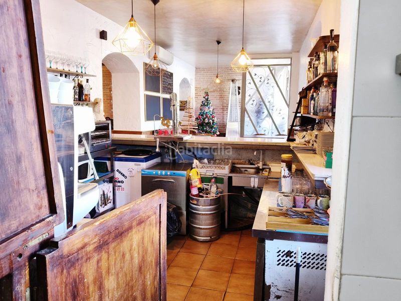Foto cf5b0d76-dcd5-40a2-8a5f-626811dc3985. Traspàs local comercial a calle alcalde tierno galván 28 a Dos Hermanas