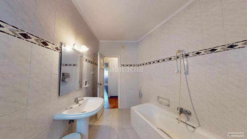 Foto 030082ce-101b-4a4f-98df-96531d11ca0c. Pis amb aparcament a Arenal - Museo Sevilla