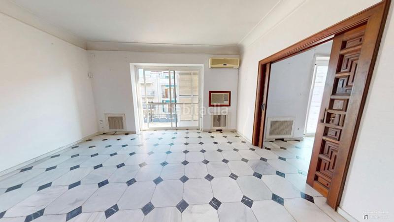 Foto 137e383a-c0c3-43ba-aefe-78c0bec9ed73. Pis amb aparcament a Arenal - Museo Sevilla