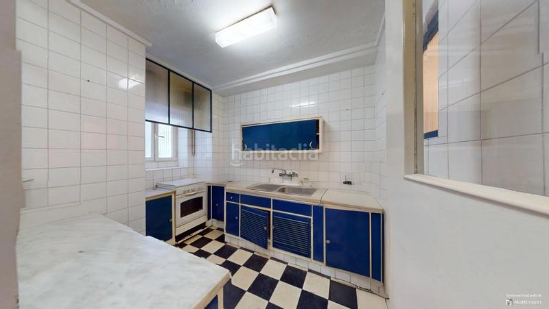 Foto f183b6d0-a345-44ed-8cb5-b8ca3e54b74f. Pis amb aparcament a Arenal - Museo Sevilla