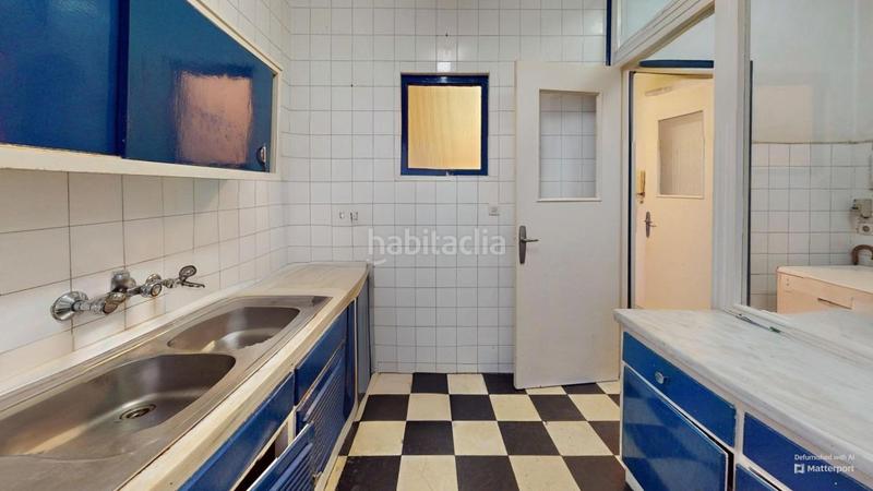 Foto f829f233-202e-40a5-bdd7-f7577f041455. Pis amb aparcament a Arenal - Museo Sevilla