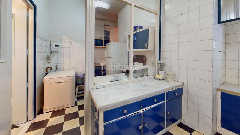 Foto f992c476-5ddf-431c-a208-8702917c7881. Pis amb aparcament a Arenal - Museo Sevilla