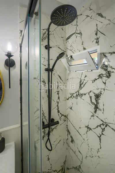 Foto a9fec454-1038-40a5-a4fd-86759f8a75b7. Piso  en venta en Los Remedios, 3 dormitorios. en Sevilla