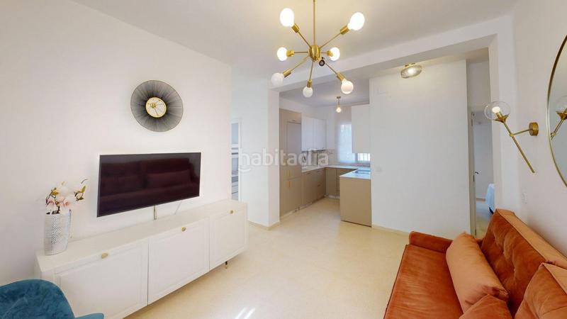 Foto d2308613-e733-4f69-853c-4b532ff1b83d. Piso  en venta en Los Remedios, 3 dormitorios. en Sevilla