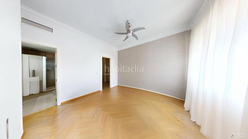 Foto 18df535f-4b69-45ab-85a7-6d372580eb38. Appartamento con riscaldamento parcheggio in Los Remedios Sevilla