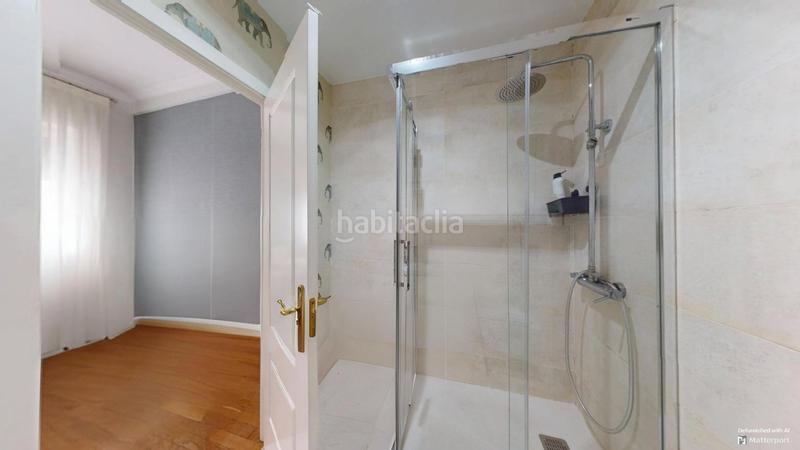 Foto 513632f2-3945-4fe3-8c0b-4347254f4e2d. Appartamento con riscaldamento parcheggio in Los Remedios Sevilla