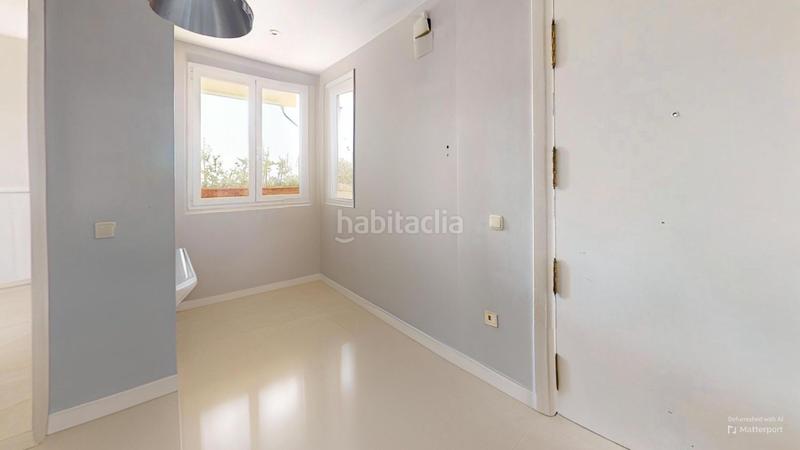 Foto 615019f4-d8ab-4972-82cf-ce28611f4b1b. Appartamento con riscaldamento parcheggio in Los Remedios Sevilla