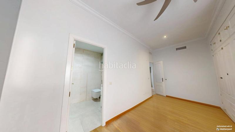 Foto 7d9c8005-c1c5-4d46-b7f6-f49b6d021664. Appartamento con riscaldamento parcheggio in Los Remedios Sevilla