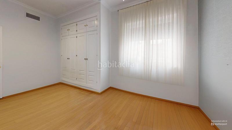 Foto 8f929f36-a732-4232-afa7-03827fcc6f7d. Appartamento con riscaldamento parcheggio in Los Remedios Sevilla
