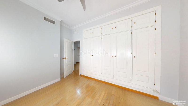 Foto a399a7fc-f642-49f5-8d10-8e617f239bd7. Appartamento con riscaldamento parcheggio in Los Remedios Sevilla
