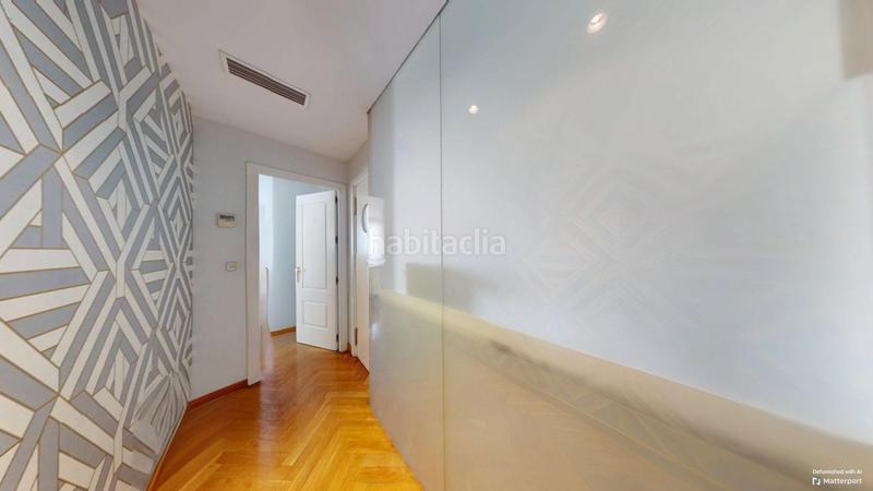 Foto b7f85a5a-b762-4ccf-81c9-0bc033b99571. Appartamento con riscaldamento parcheggio in Los Remedios Sevilla