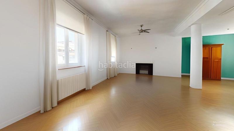 Foto f5ebee34-7a5c-4957-9647-911d96551383. Appartamento con riscaldamento parcheggio in Los Remedios Sevilla