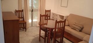 Location Appartement  Asturias. Piso en alquiler en triana, 3 dormitorios.