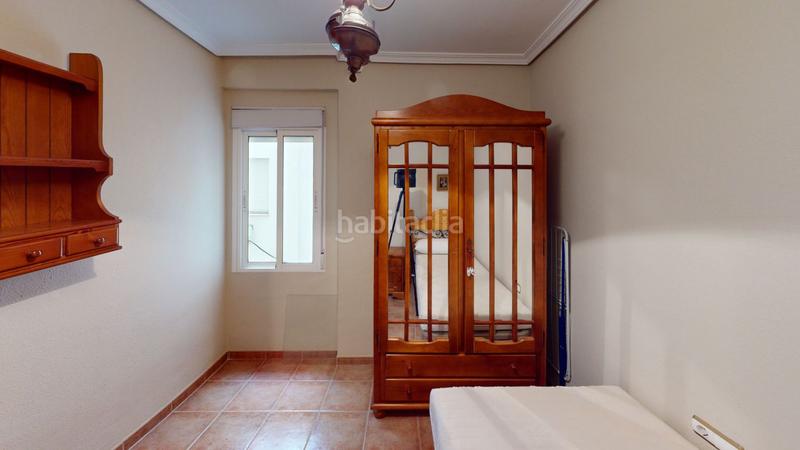 Foto 043181a2-e73d-42c6-951e-97617fc91e68. Alquiler piso en fray tomas de berlanga 10 piso en alquiler en triana, 3 dormitorios. en Sevilla
