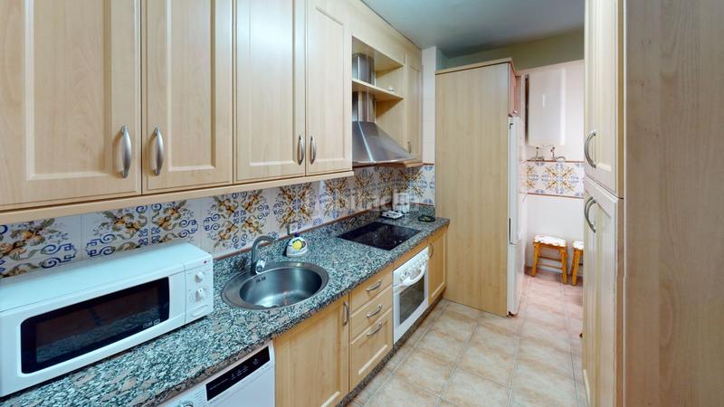Foto c127cba1-1895-4422-86c8-d4ffb14a8a1d. Alquiler piso en fray tomas de berlanga 10 piso en alquiler en triana, 3 dormitorios. en Sevilla