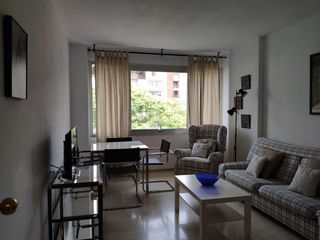 Affitto Appartamento in Parque María Luisa -Giralda Sur. Piso en alquiler en porvenir, 1 dormitorio.