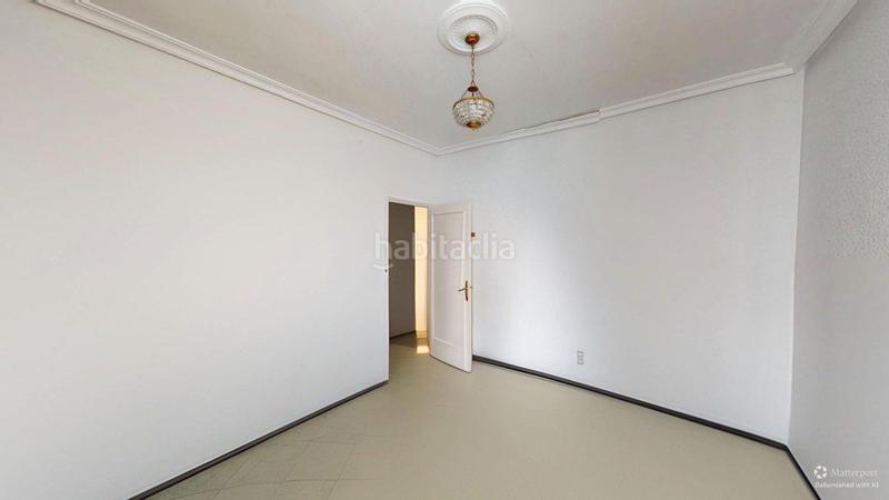 Foto 57f10996-b5d3-487b-870c-df63780a535e. Appartement avec chauffage parking dans Los Remedios Sevilla