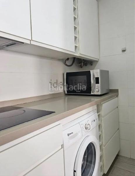 Foto 995d91c7-7aa8-44fa-9a43-68cc91a2971c. Flat with heating in Los Remedios Sevilla