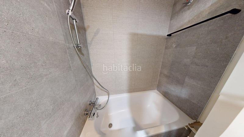 Foto d9e8017b-530f-4ae4-a774-c7680bebc4e7. Miete etagenwohnung mit parking in Bellavista Sevilla