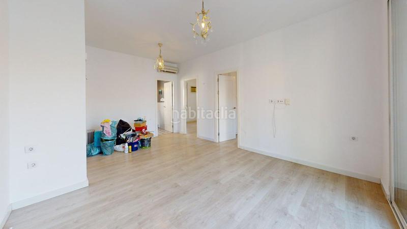 Foto dc7d4b9d-17a8-4439-bd27-ca58081e9aed. Alquiler piso  en alquiler en Los Remedios, 3 dormitorios. en Sevilla