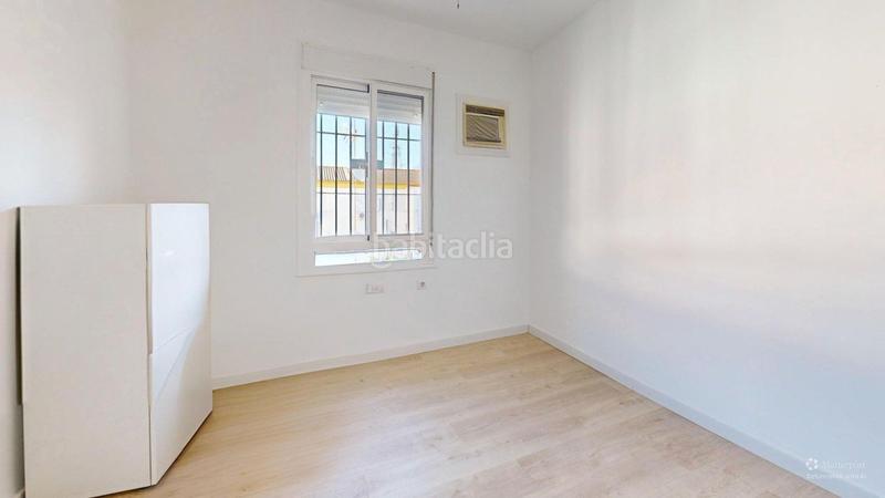 Foto f0807e8d-1139-43de-8937-73d836875303. Alquiler piso  en alquiler en Los Remedios, 3 dormitorios. en Sevilla