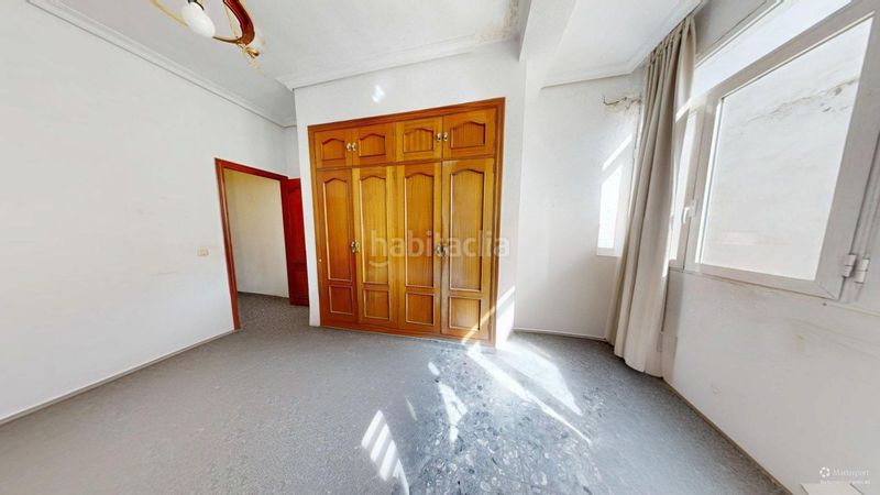 Foto 24663e4d-eeea-4d46-a4fb-b23d1616b75d. Pis amb aparcament a Los Remedios Sevilla