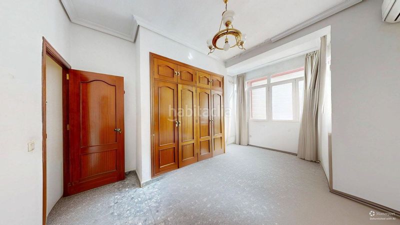 Foto 343346fa-2ddd-4251-88d4-158e1f0013ce. Pis amb aparcament a Los Remedios Sevilla