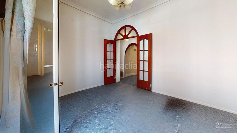 Foto 5f4632e7-a2eb-4150-aaa4-298405eee79a. Pis amb aparcament a Los Remedios Sevilla