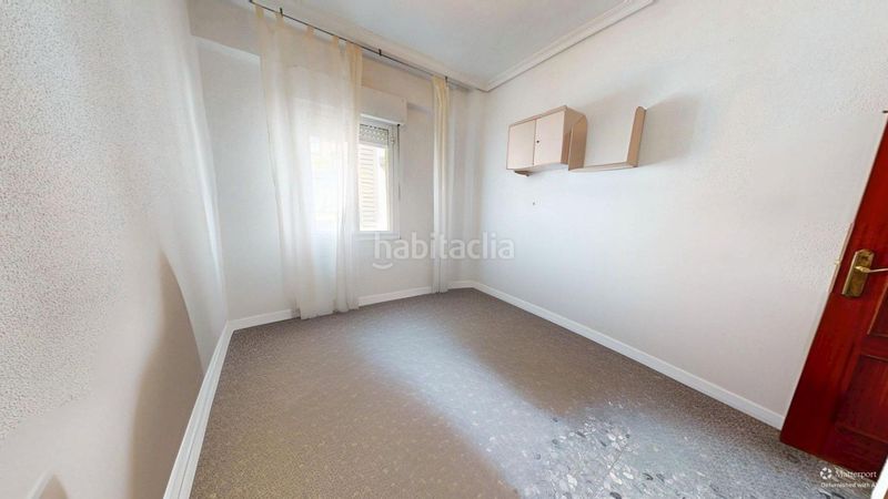 Foto 754b60d0-52c8-4ec4-a183-8bf88c7e50de. Pis amb aparcament a Los Remedios Sevilla