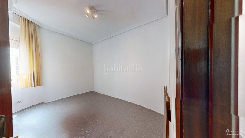 Foto 8ca60eaf-4646-42b4-8d13-9726c5748c2f. Pis amb aparcament a Los Remedios Sevilla