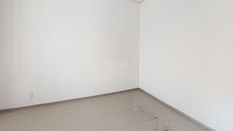 Foto ff3c3b7d-9d81-4009-b65e-d46181584853. Pis amb aparcament a Los Remedios Sevilla