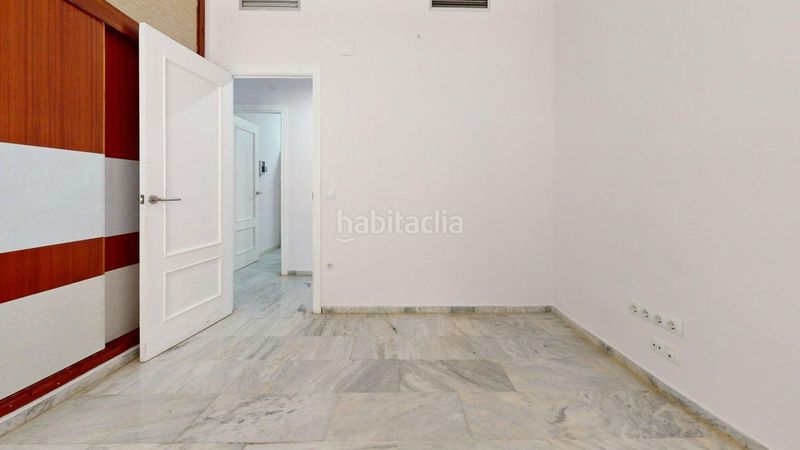 Foto 1b666a0c-bf07-43cd-958e-9482eea81ec9. Alquiler chalet  en alquiler en simón verde, 5 dormitorios. en Mairena del Aljarafe