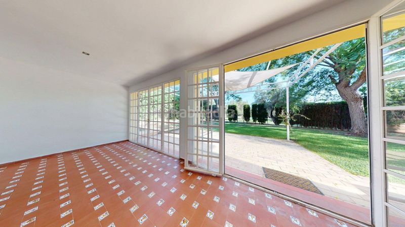 Foto 3ba82b51-7c0e-43a3-9d15-912305e688dd. Alquiler chalet  en alquiler en simón verde, 5 dormitorios. en Mairena del Aljarafe