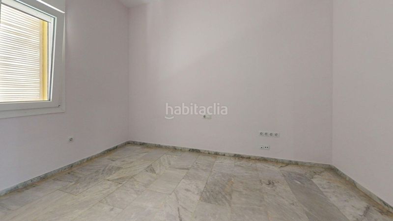 Foto 85890cfb-dd38-4370-9749-260a45920280. Alquiler chalet  en alquiler en simón verde, 5 dormitorios. en Mairena del Aljarafe