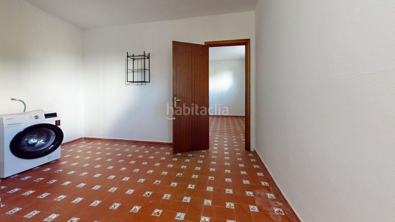 Foto 9950e010-166a-44d9-b893-b5ae482b09da. Alquiler chalet  en alquiler en simón verde, 5 dormitorios. en Mairena del Aljarafe