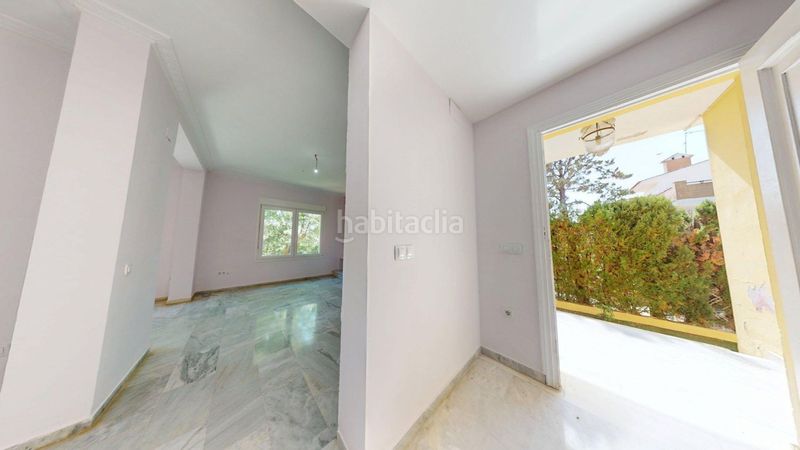 Foto 9e928679-9893-4114-b129-8653cd50a276. Alquiler chalet  en alquiler en simón verde, 5 dormitorios. en Mairena del Aljarafe