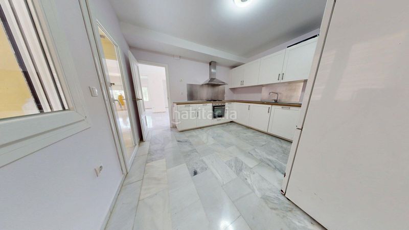 Foto ae91e24f-c2bb-4bd0-b129-a752f134a011. Alquiler chalet  en alquiler en simón verde, 5 dormitorios. en Mairena del Aljarafe