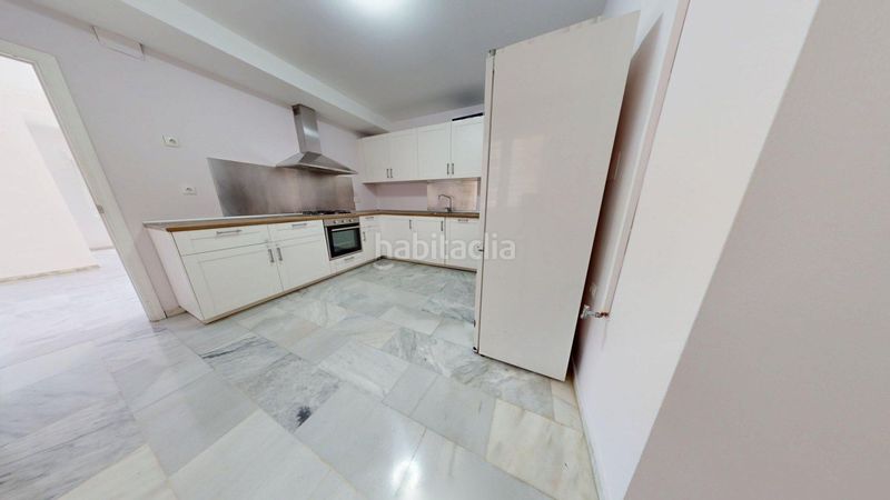 Foto e6cebe90-6c70-4fa5-9abe-11f3645f138e. Alquiler chalet  en alquiler en simón verde, 5 dormitorios. en Mairena del Aljarafe