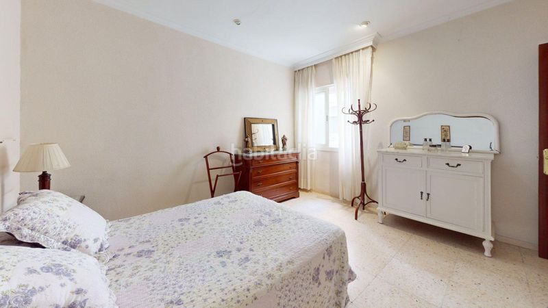 Foto 4376a077-9688-4376-add0-d557d5192ad8. Pis amb aparcament a Los Remedios Sevilla