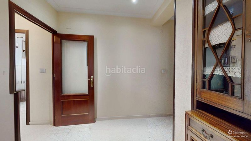 Foto 4c0bfa4d-192c-429e-8110-dd86b22c11e2. Pis amb aparcament a Los Remedios Sevilla
