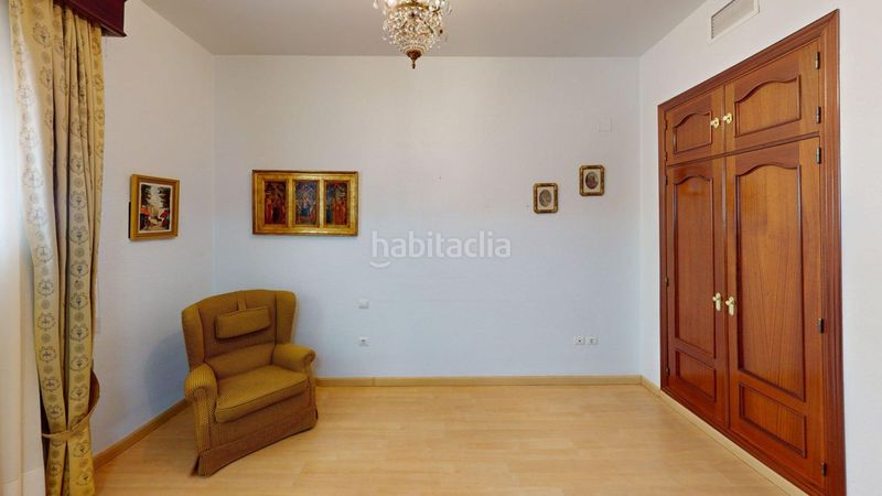 Foto 4b84c6ce-48b8-4ba5-9cfc-be34a1212644. Pis amb calefacció aparcament a Triana Casco Antiguo Sevilla