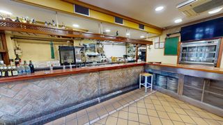 Miete Geschäftsraum  Salesiano don ubaldo. Local en alquiler en triana.