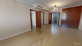 Pis a Arenal - Museo. Piso en venta en centro, 4 dormitorios.