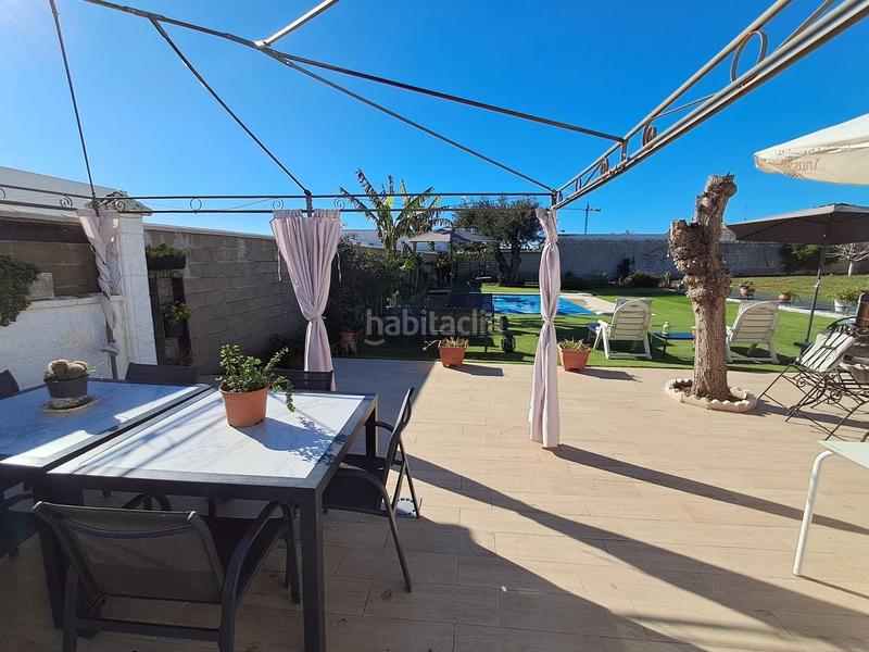 Foto 6f25518c-decc-4130-bb13-bc22c72959d9. Chalet mit pool in Entrenúcleos Dos Hermanas