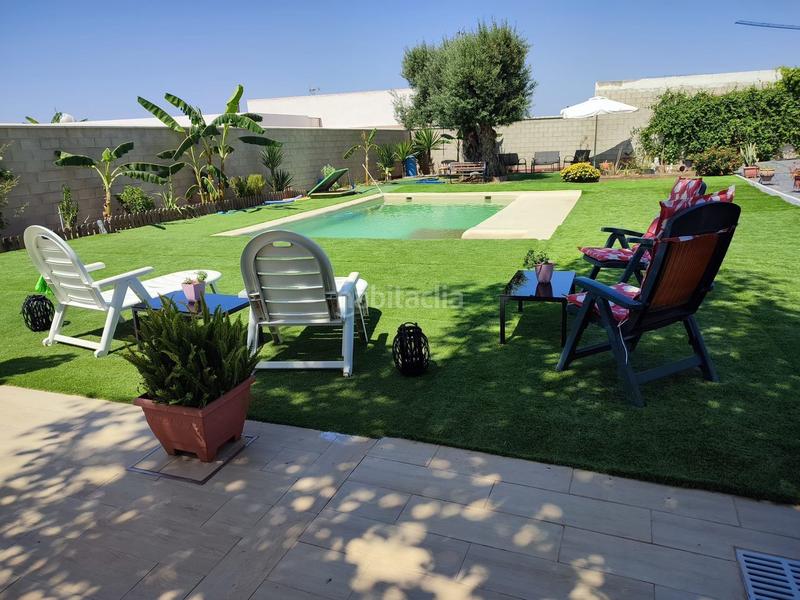 Foto 9b0ae5d1-8988-4360-930e-bd04f0f90dad. Chalet mit pool in Entrenúcleos Dos Hermanas