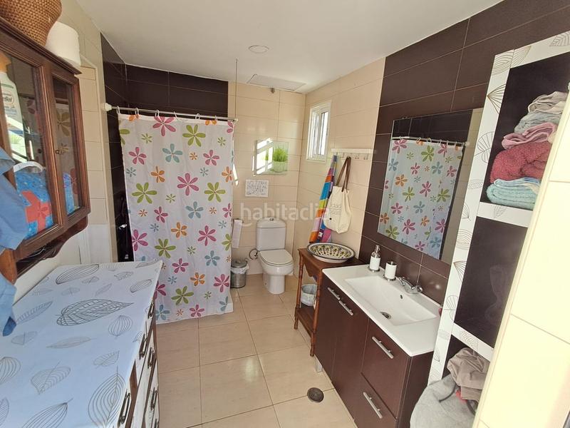 Foto 689db329-f80c-4bd8-8c21-5847ab12fd5c. Chalet avec piscine dans Entrenúcleos Dos Hermanas