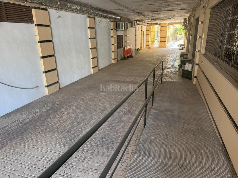 Foto 049058e7-2be1-4911-b04c-8ad65f9ca3aa. Local commercial dans Centro - Doña Mercedes Dos Hermanas